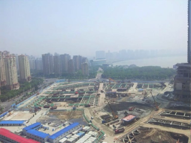 蘇州中心廣場項目基坑圍護工程二標段（A、H、P地塊）建設工程